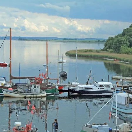 Feriehus View Modern Retreat