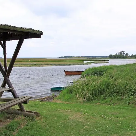 View Modern Retreat * Kirchdorf (Poel)