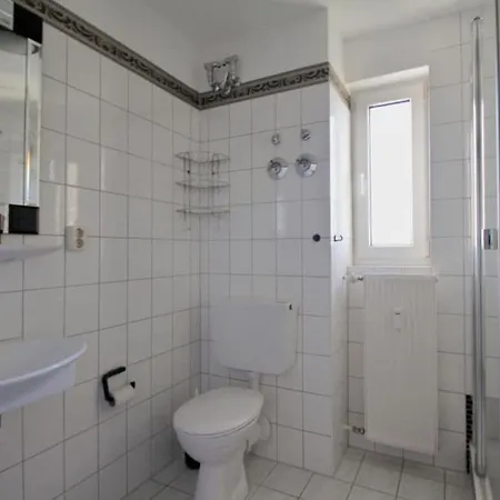 View Modern Retreat Feriehus